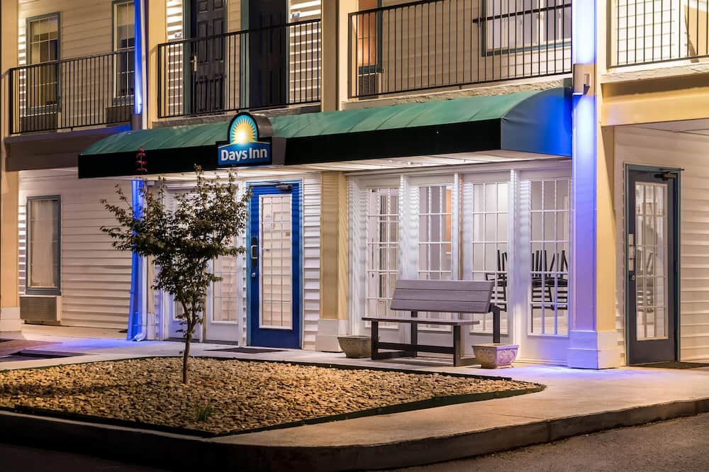 デイズ イン バイ ウィンダム シンプソンビル 写真