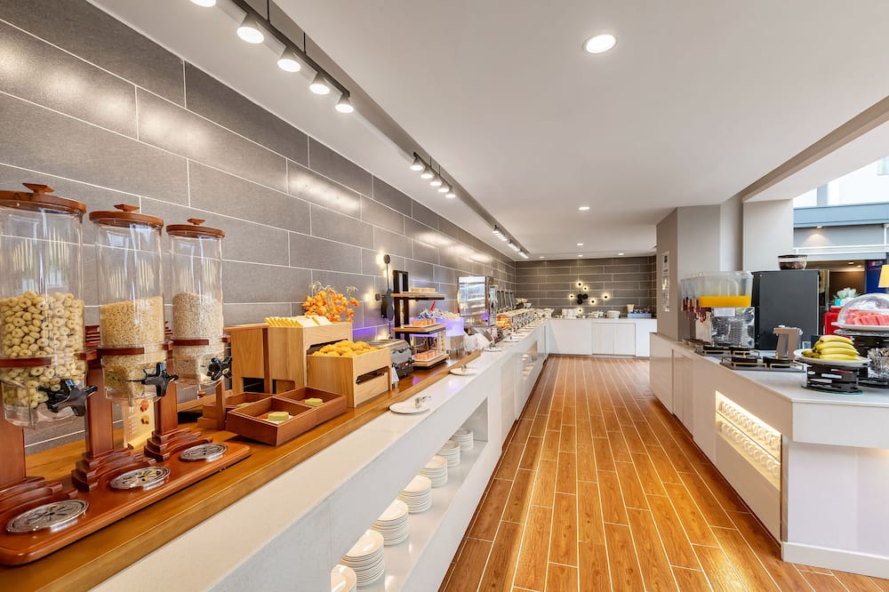 ホリデイ イン エクスプレス瀋陽ノース ステーション by IHG (沈阳北站智〓假日酒店) 写真