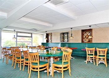 クオリティ イン & カンファレンス センター 写真