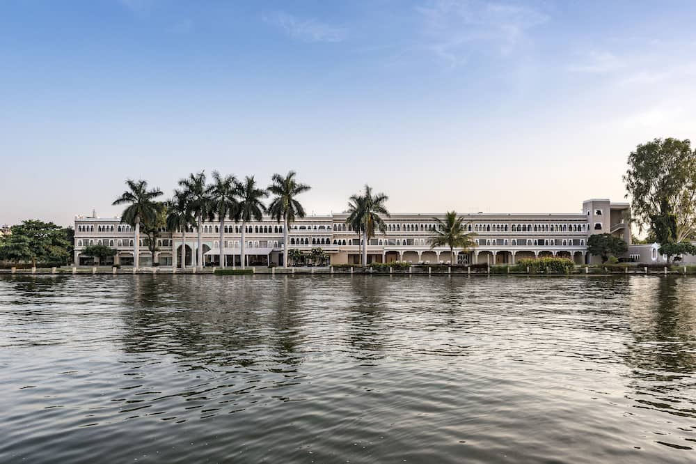 ホテル レーケンド 写真