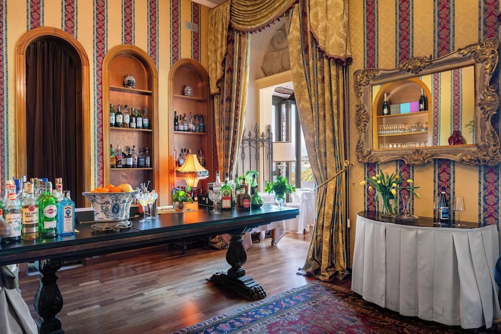 Excelsior Palace Hotel 写真