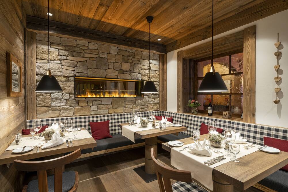 ホテル グレッチャーガルテン 写真