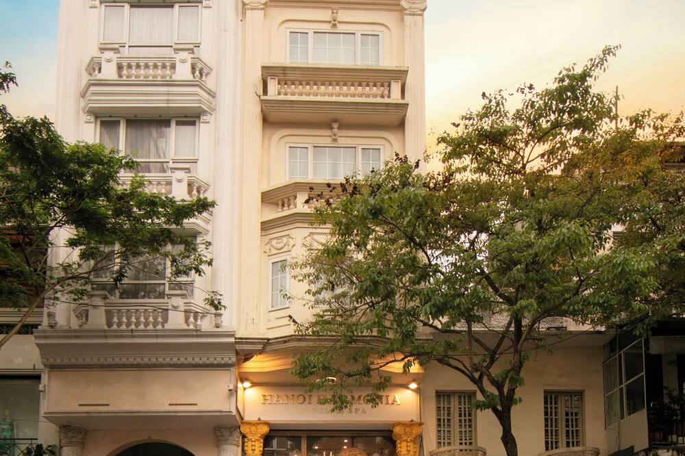 ホテル デス アーツ ザ ノーブル 写真