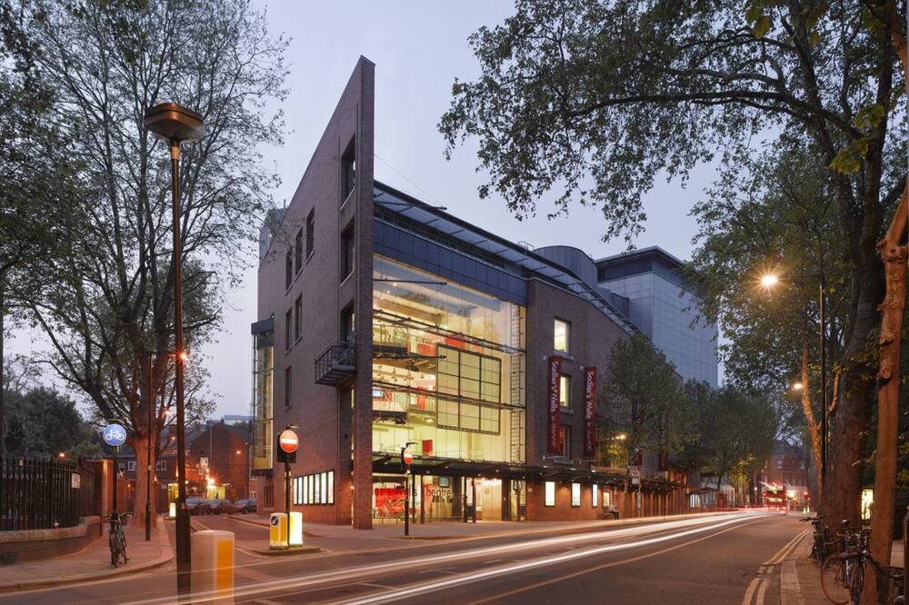 ダブルツリー バイ ヒルトン ロンドン エンジェル キングス クロス 写真