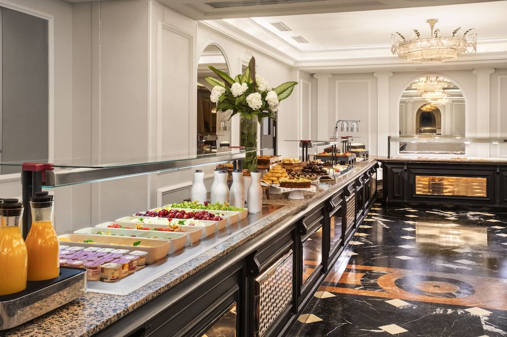 エグゼ セビリア マカレナ 写真