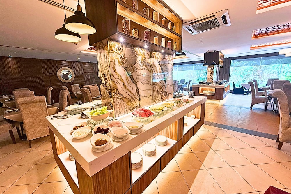 ホテル シャングリラ 写真