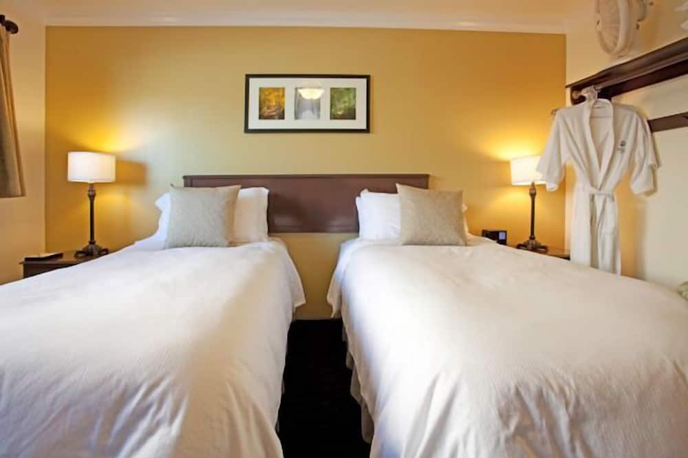 ザ マンモス クリーク イン 写真