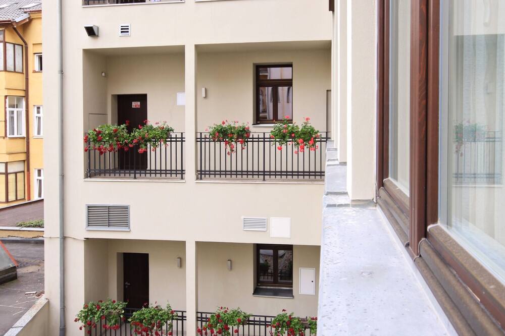 ピュア ホワイト 写真