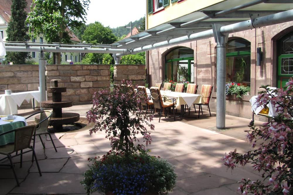 ホテル クロスター ヒルサウ 写真