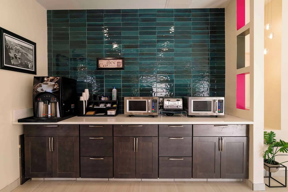 ゲートウェイホテル & スイーツ, アン アセンドコレクションホテル 写真