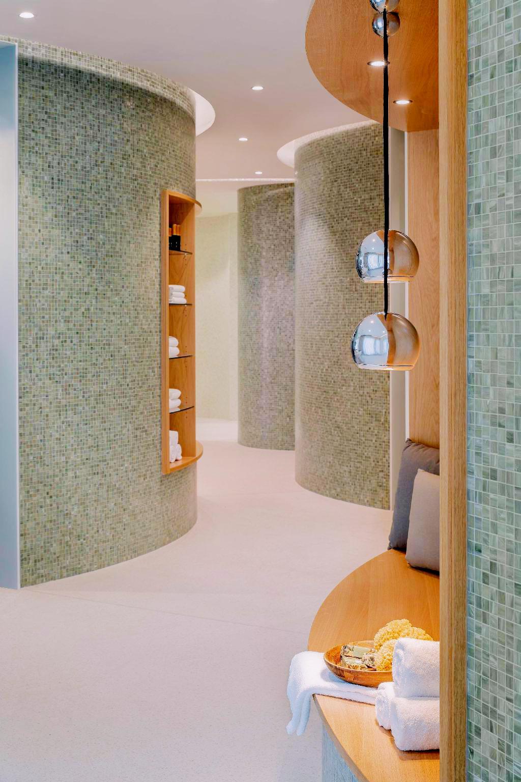 アンダーズ ミュンヘン シュヴァビンガー トール 写真