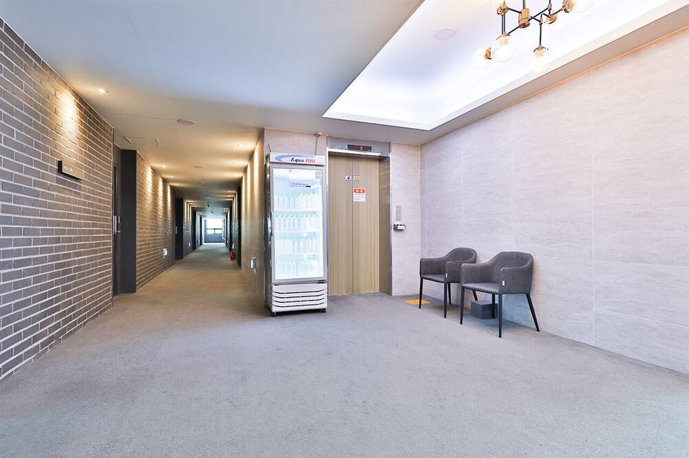 ザ ファースト ホテル 写真