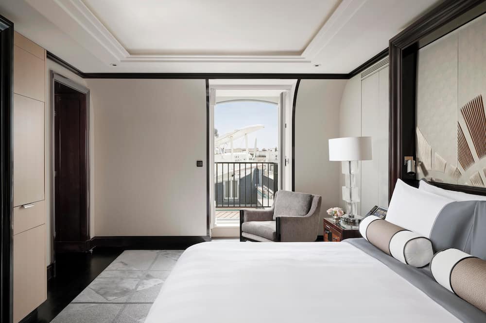 ホテル ザ ペニンシュラ パリ 写真