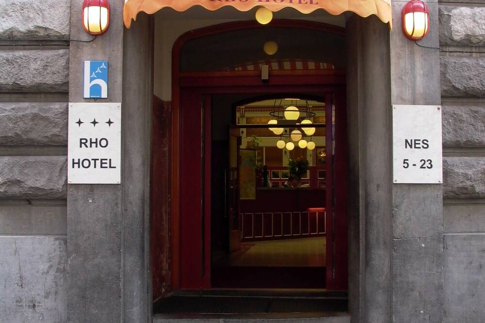 ロー ホテル 写真