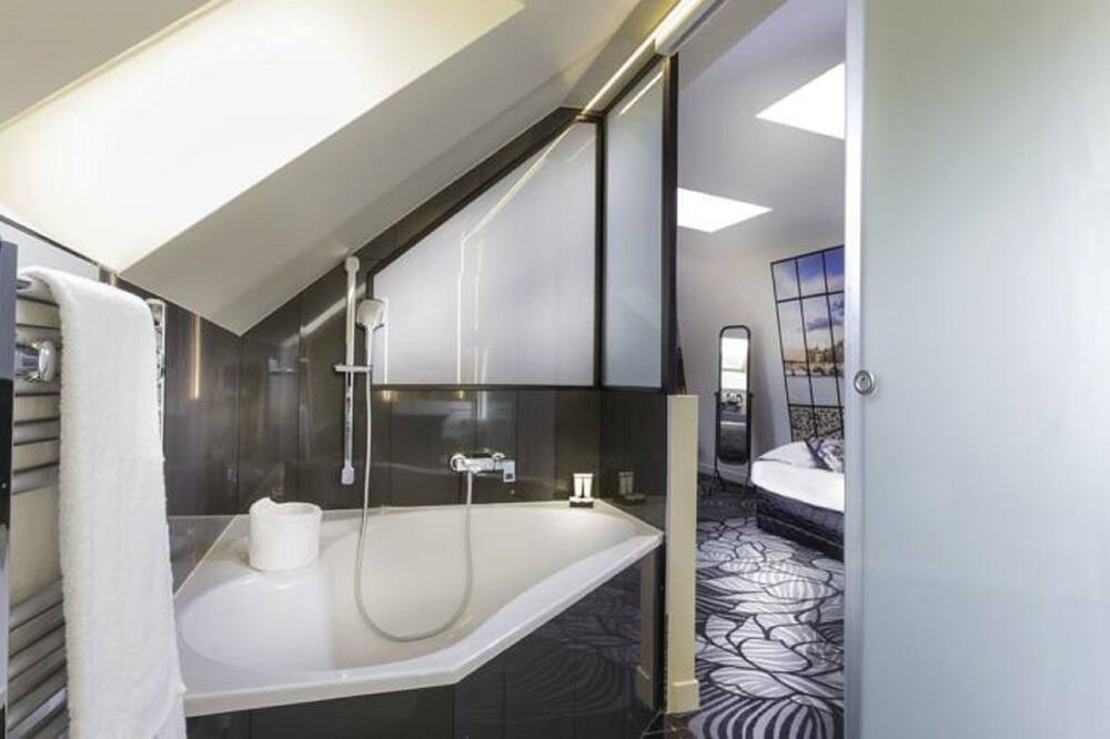 イル ド フランス オペラ ホテル 写真