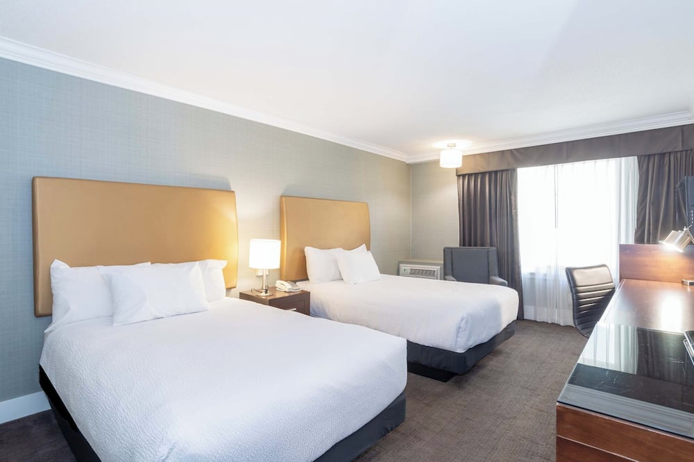 Sandman Hotel Vernon 写真