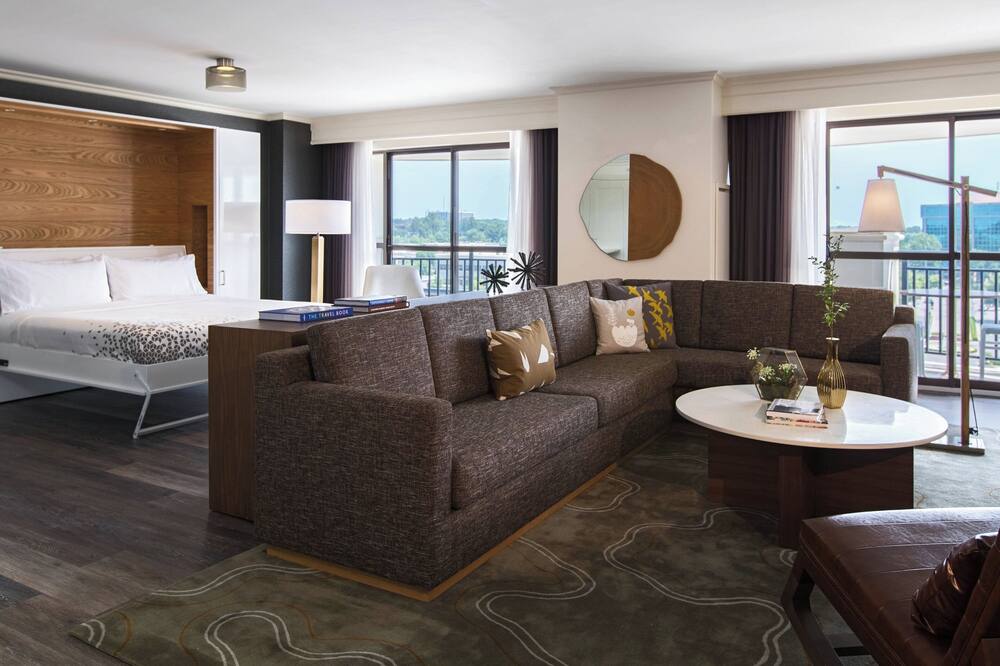 ルネッサンス ローリー ノース ヒルズ ホテル 写真