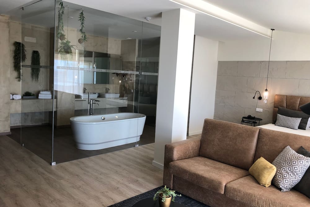 AP マリア ノヴァ ラウンジ - アダルト フレンドリー 写真