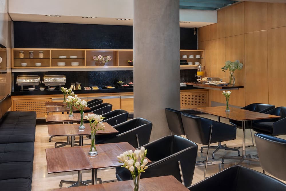 HTL ウルバノ 写真