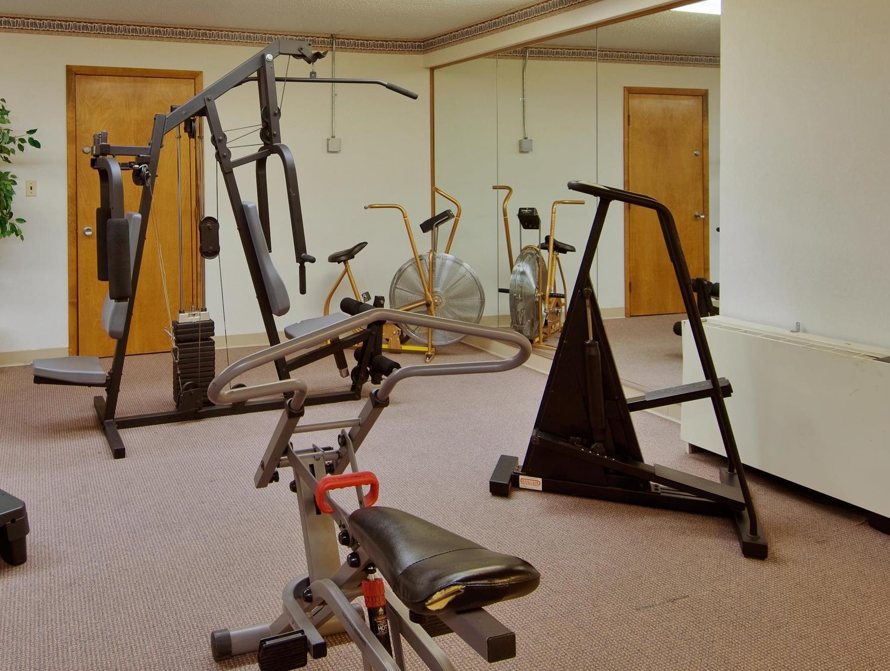 トラベロッジ バイ ウィンダム クリーブランド エアポート 写真