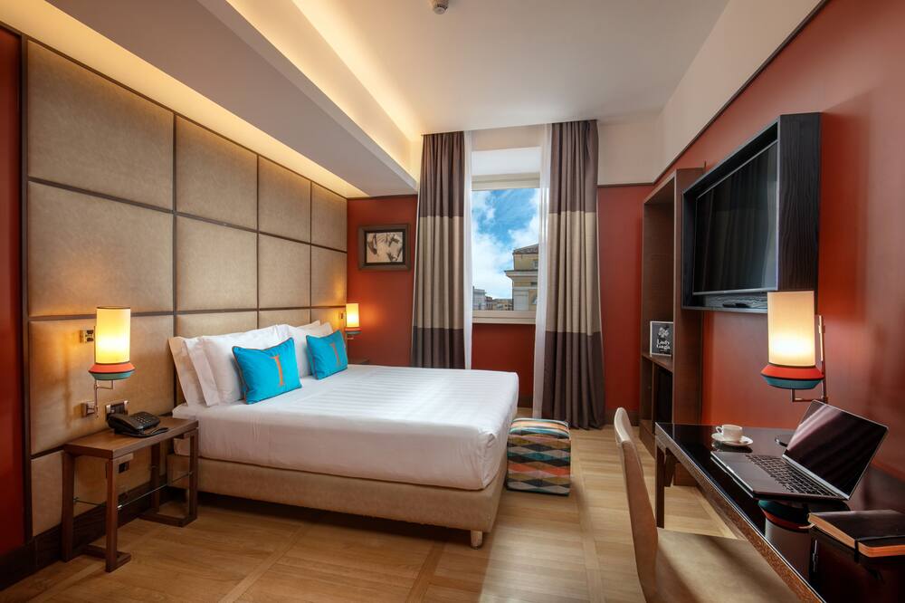 ザ インデペンデント ホテル 写真