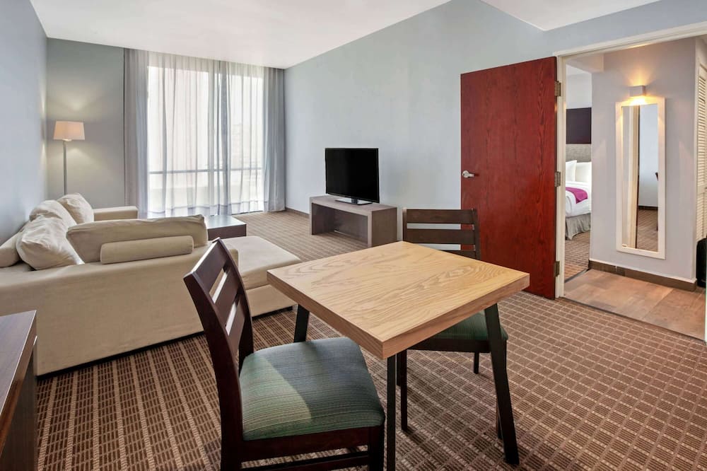 CHN Hotel Monterrey Centro, Trademark Collection by Wyndham 写真