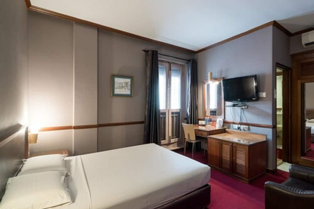 フォー チェーン ビュー ホテル 写真