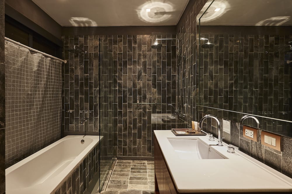 ラックス ラングスアン ホテル 写真