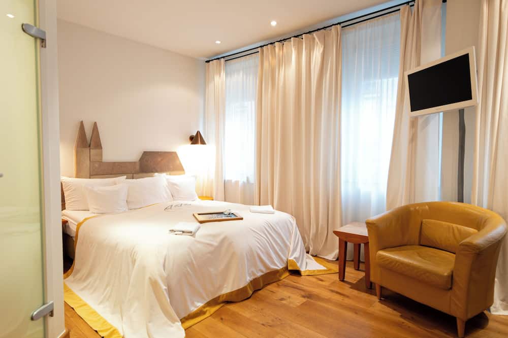 ホテル ドライ ラーベン 写真