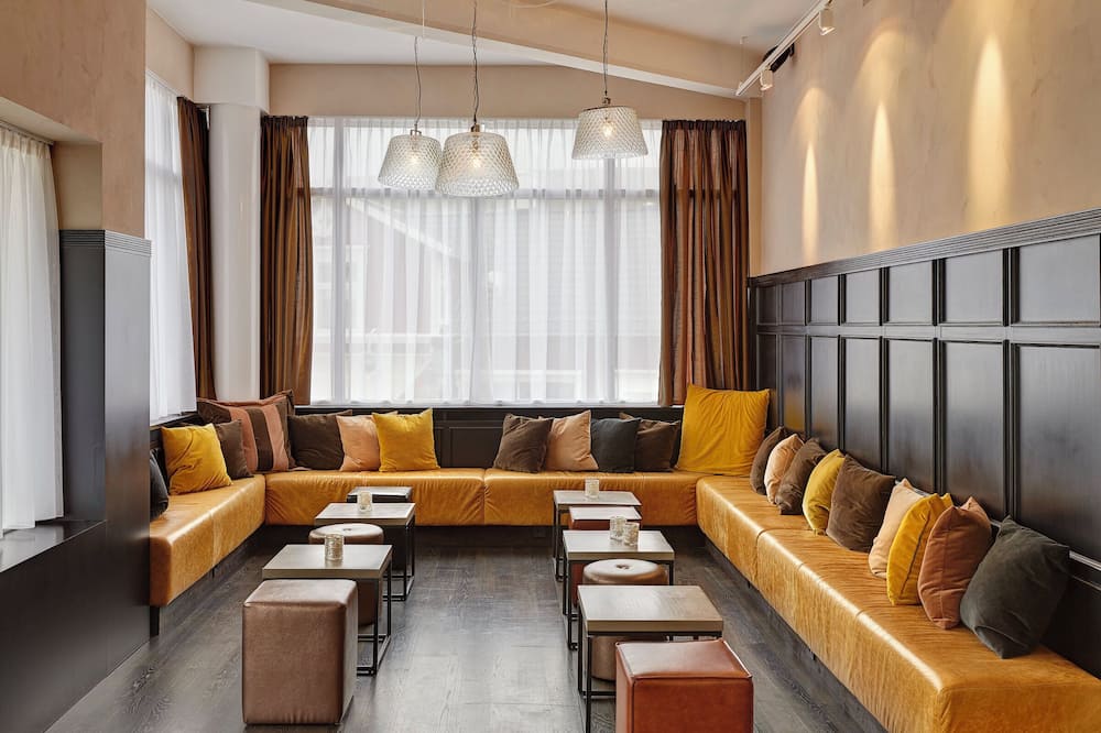 ホテル ケア バイ ケアホテルズ 写真