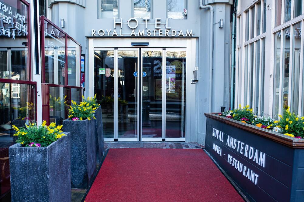 ロイヤル アムステルダム ホテル レストラン 写真