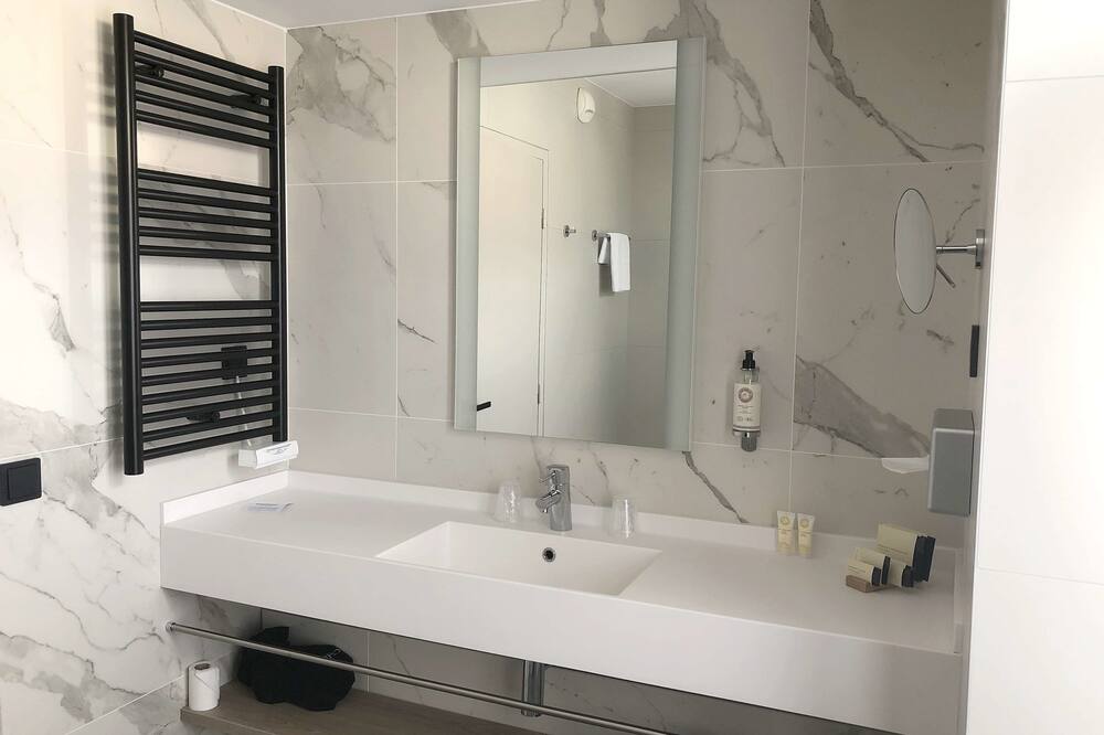 ベスト ウェスタン オテル デュ ポン ウィルソン 写真