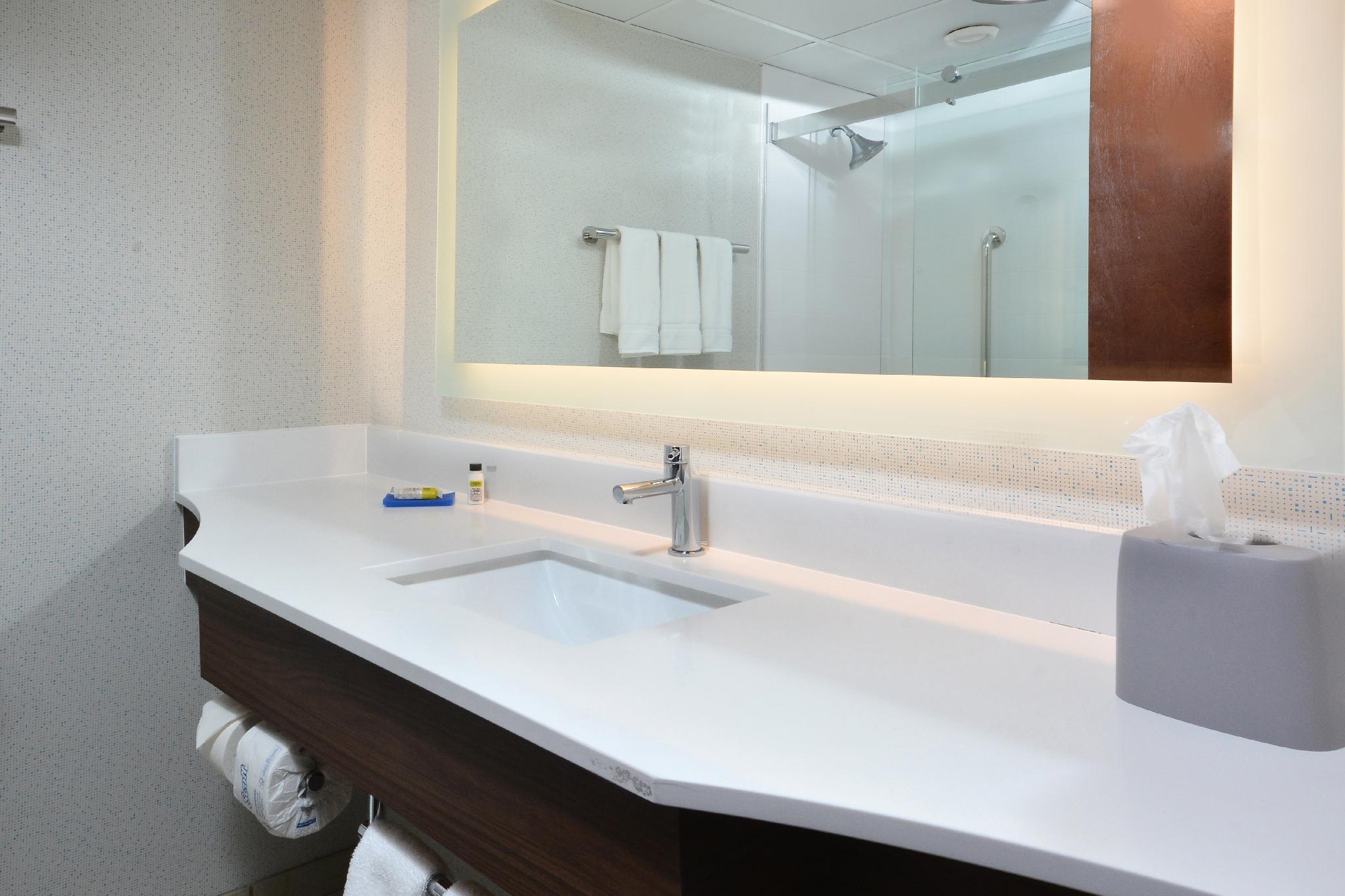 ホリデイ イン エクスプレス ローリー ダーラム エアポート by IHG 写真