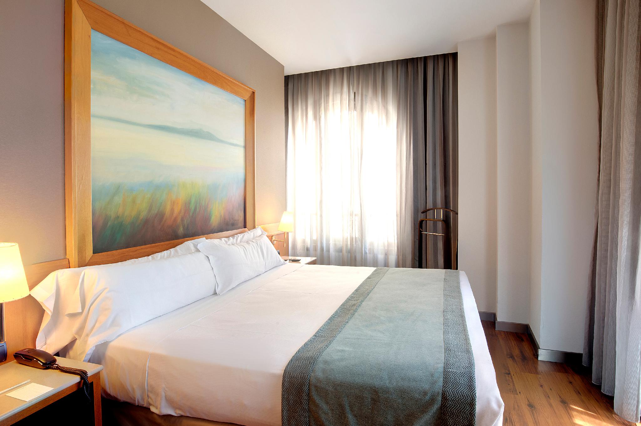 ホテル カタロニア エクセルシア 写真