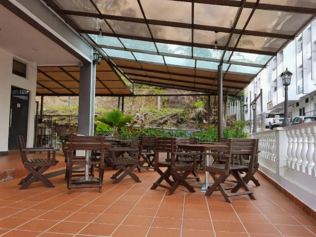 THE BEAUTIFUL MARIGOLD HOTEL 写真