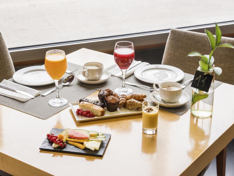 イルニオン アルカラ ノルテ ホテル 写真