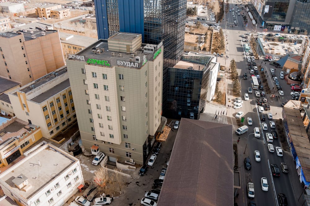 スプリングス ホテル 写真