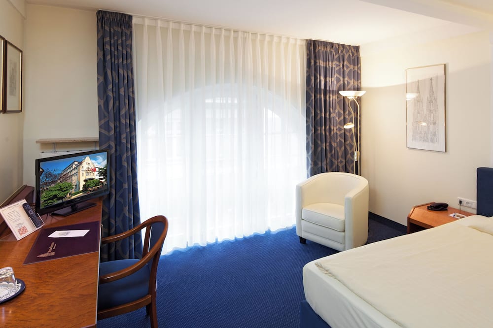 ホテル ヴィクトリア 写真