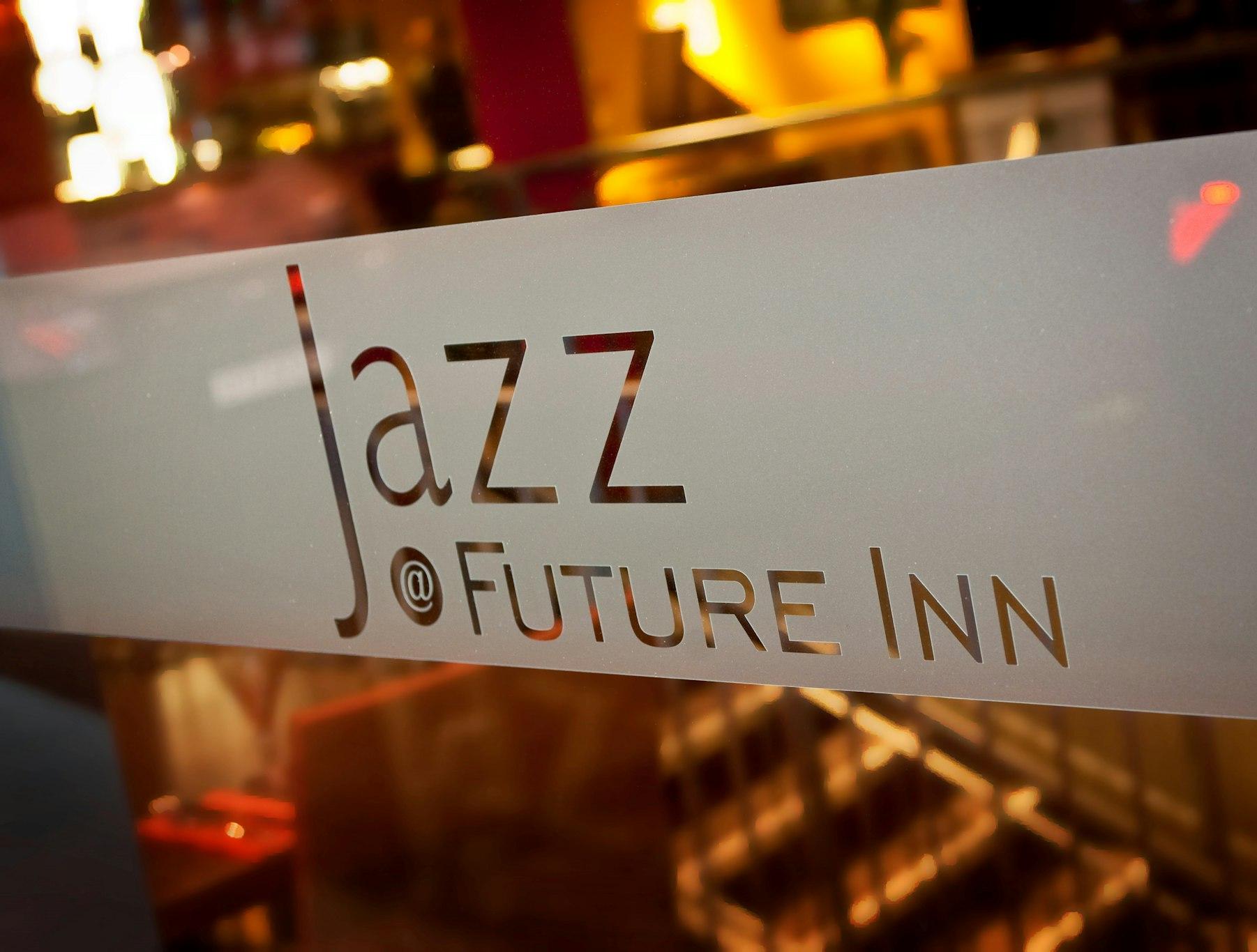 フューチャー イン ブリストル 写真