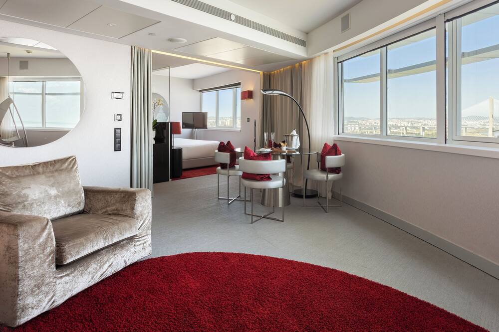 ミリアド バイ サナ ホテルズ 写真