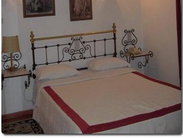 ホテル ソラー デ モンファリム 写真