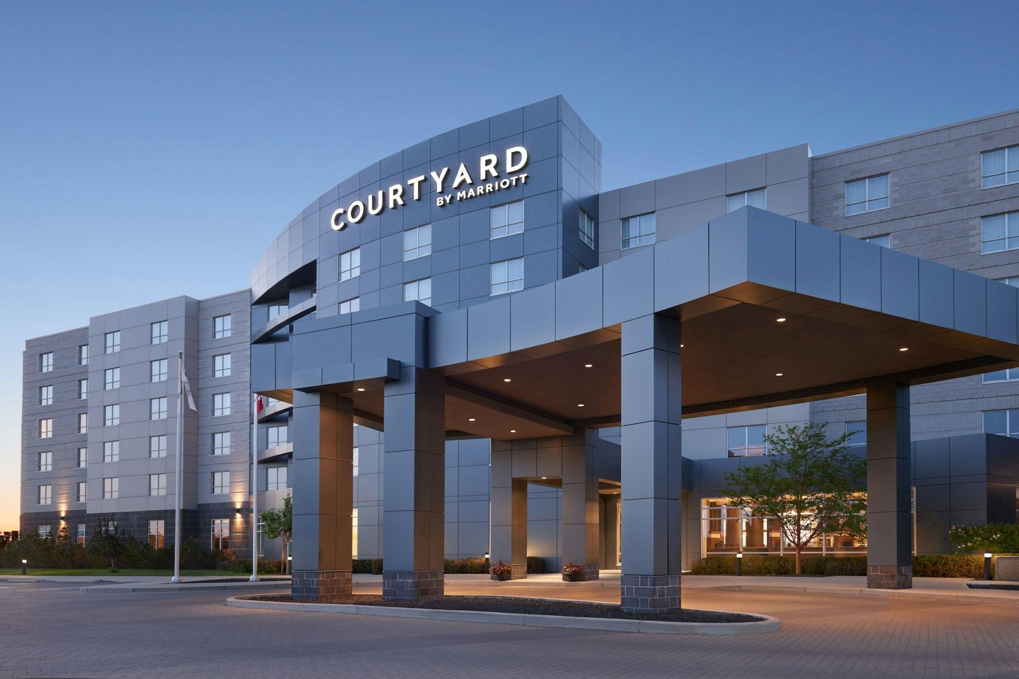 Courtyard by Marriott Calgary Airport 写真