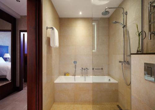 モスクワ マリオット ホテル ノーヴィ アルバート 写真