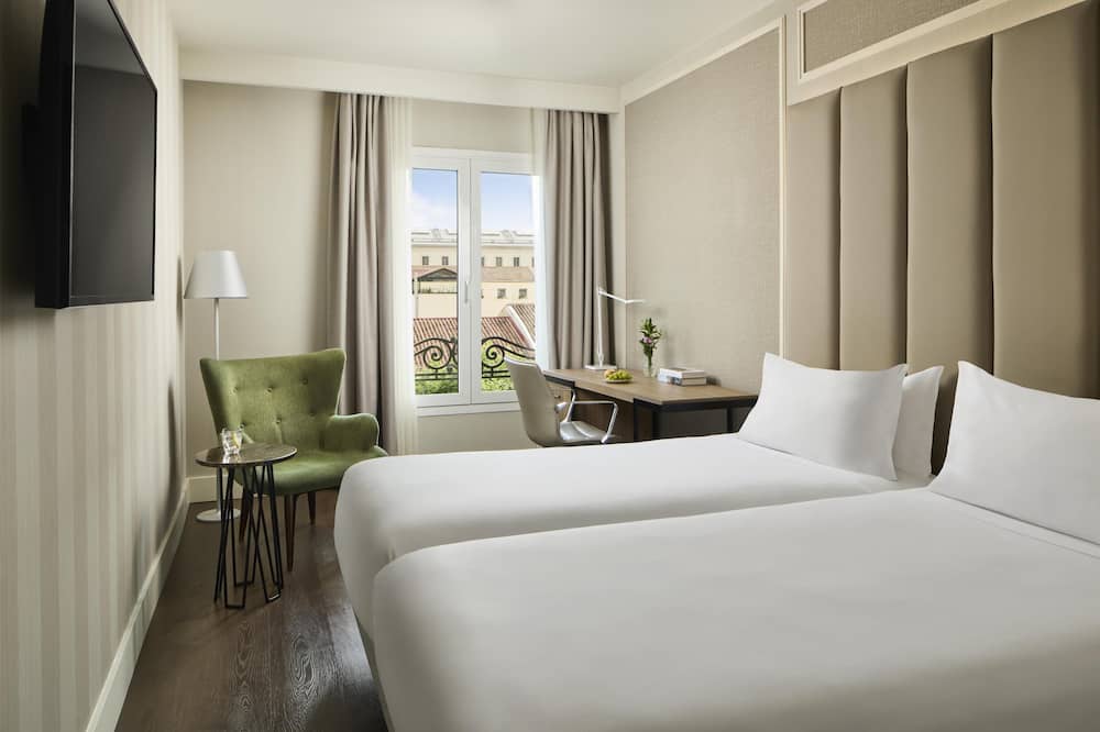 NH ナシオナル 写真