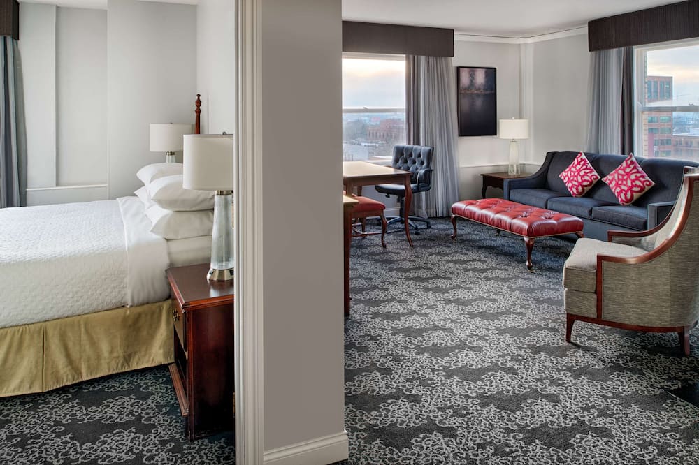 エンバシー スイーツ バイ ヒルトン ポートランド ダウンタウン 写真