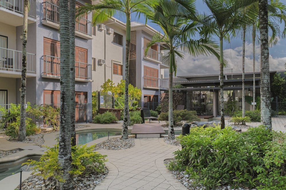 サザン クロス アトリウム アパートメンツ 写真