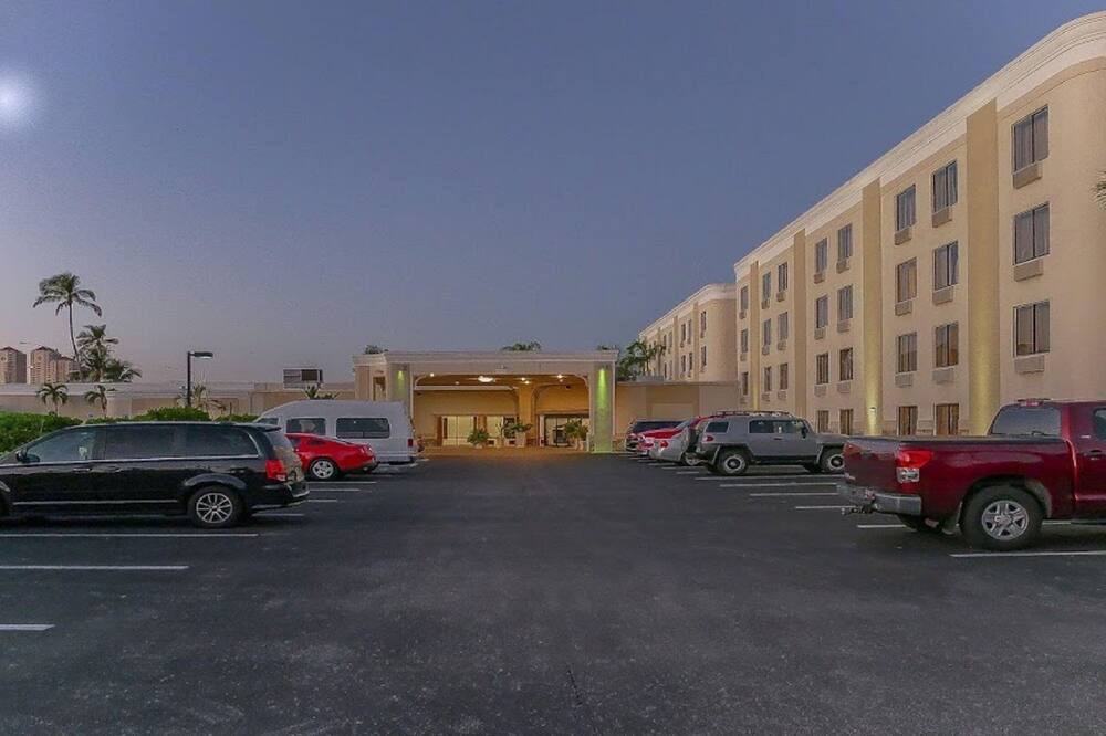 Holiday Inn Edison at Midtown By IHG 写真