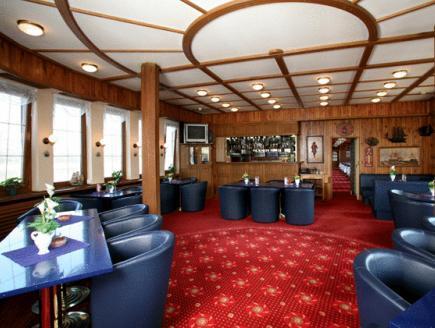 ボテル アルバトロス 写真