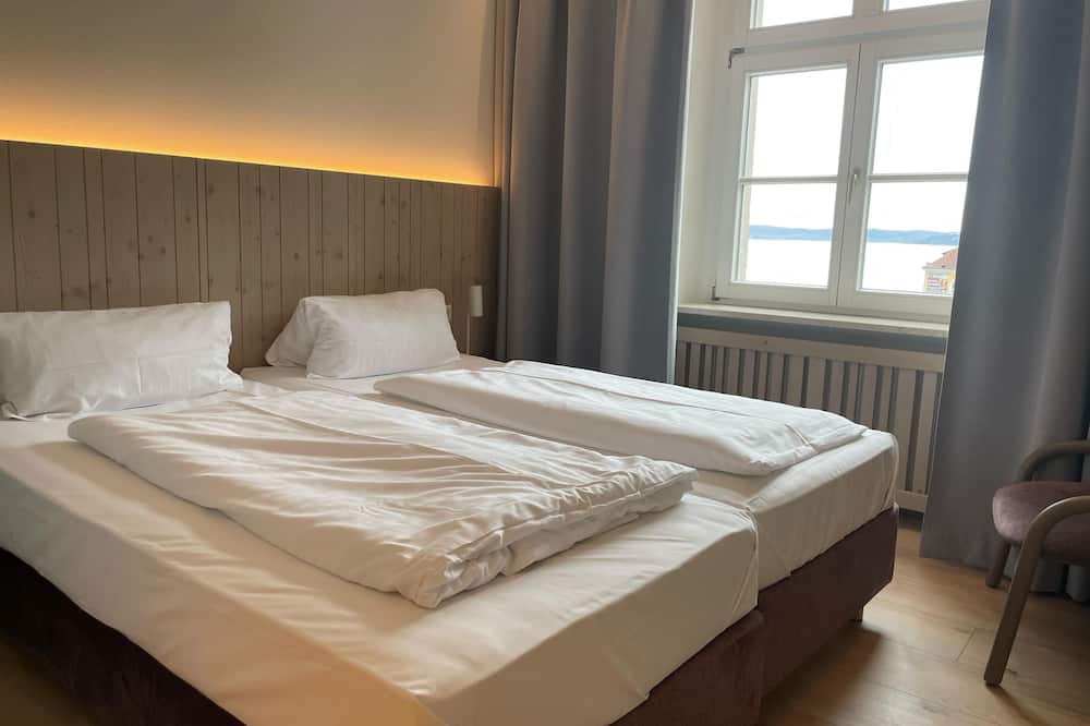 フレア ホテル ツム シフ 写真