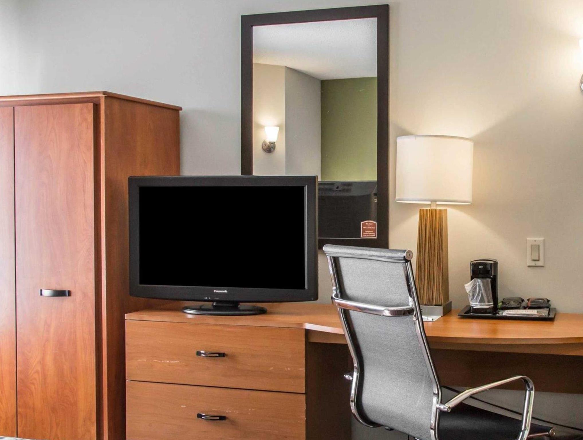 スリープイン ミッドウェイ エアポート ベッドフォード パーク 写真